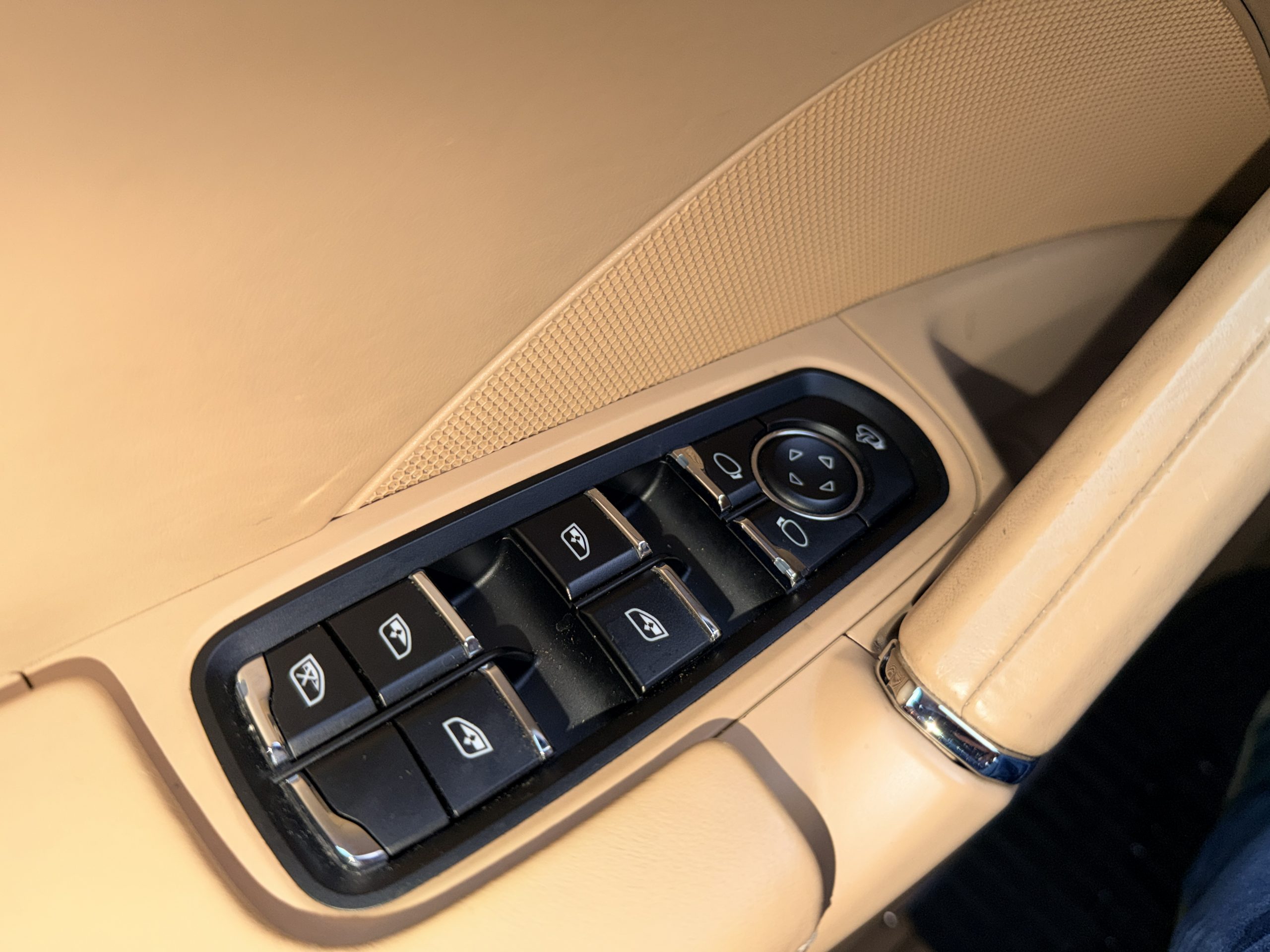 Porsche Cayenne Turbo 500cv