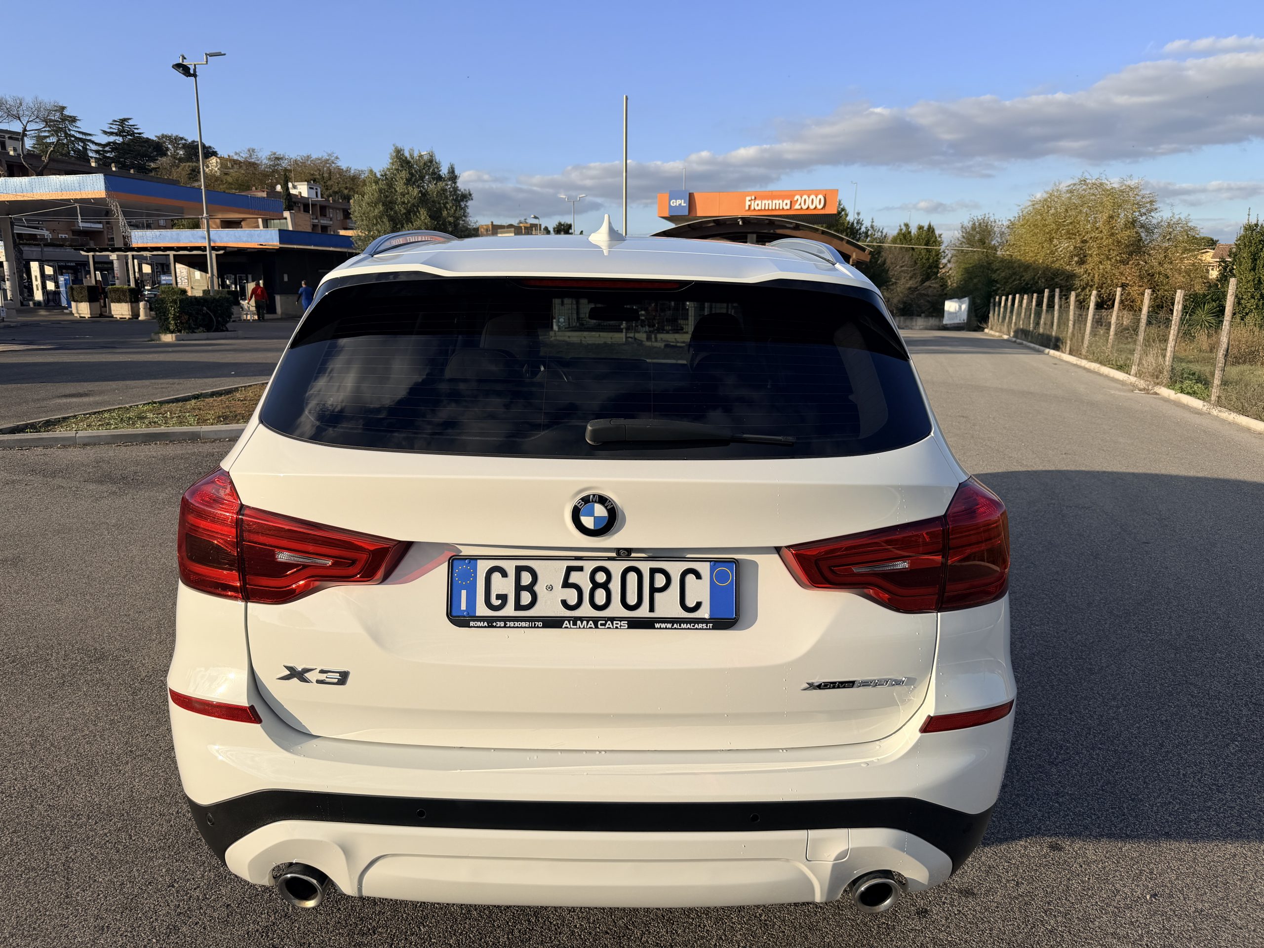 BMW X3 Xdrive20d individual Euro6 IVA ESPOSTA