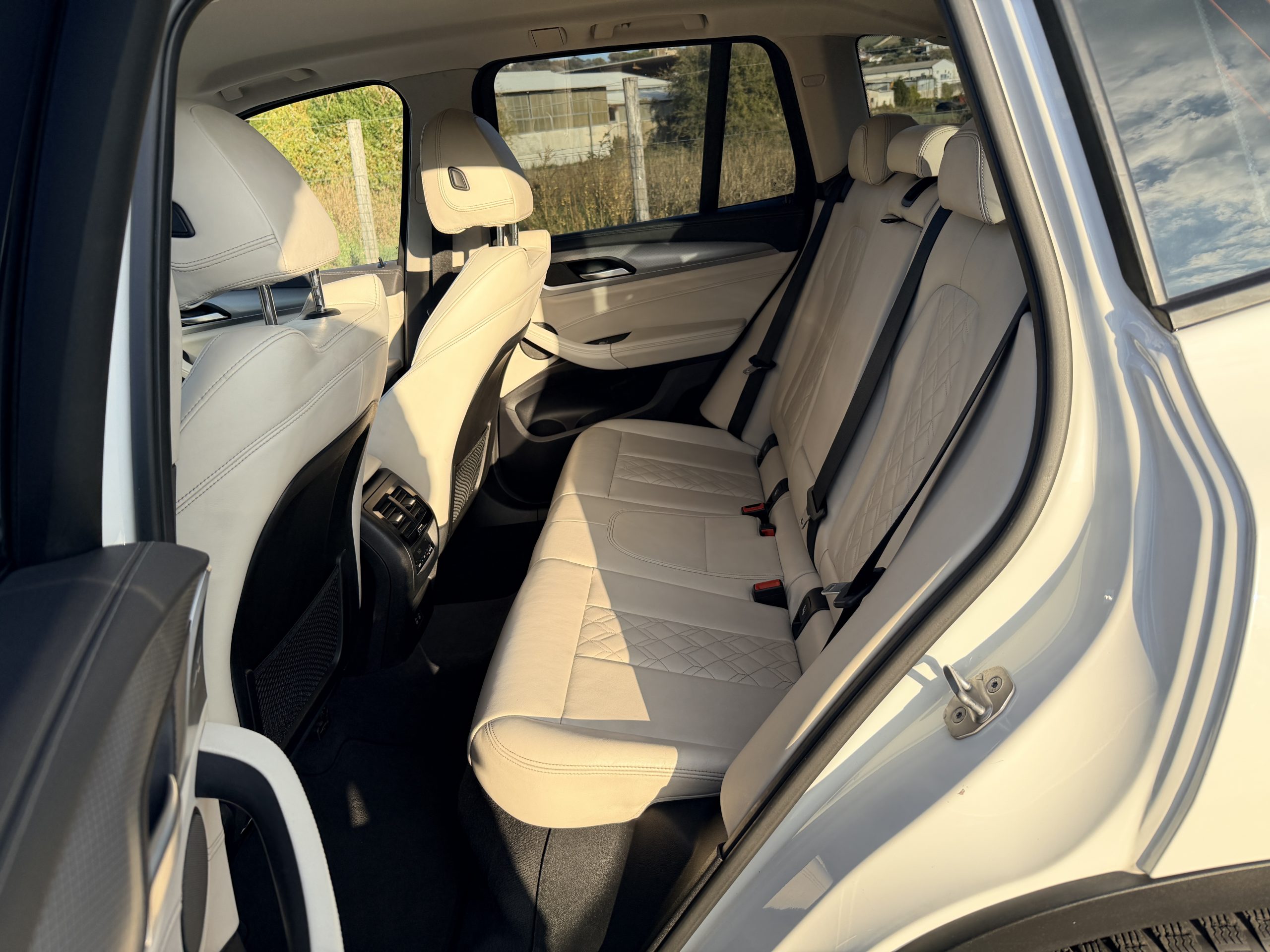 BMW X3 Xdrive20d individual Euro6 IVA ESPOSTA