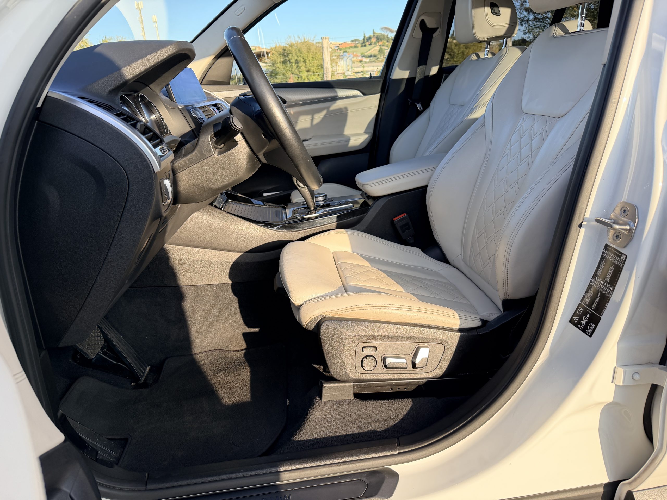 BMW X3 Xdrive20d individual Euro6 IVA ESPOSTA