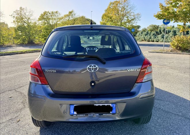 Toyota Yaris 1.0 Euro 5 60 MILA KM