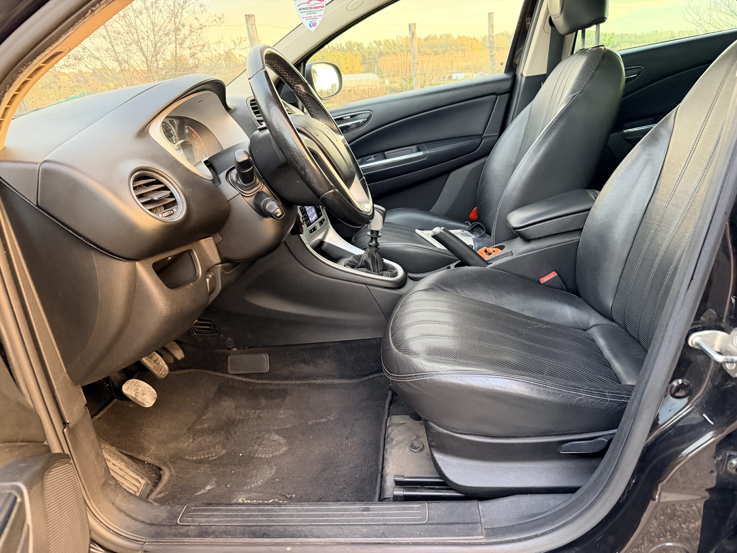 2013 Lancia Delta gold 120CV 1.6 diesel