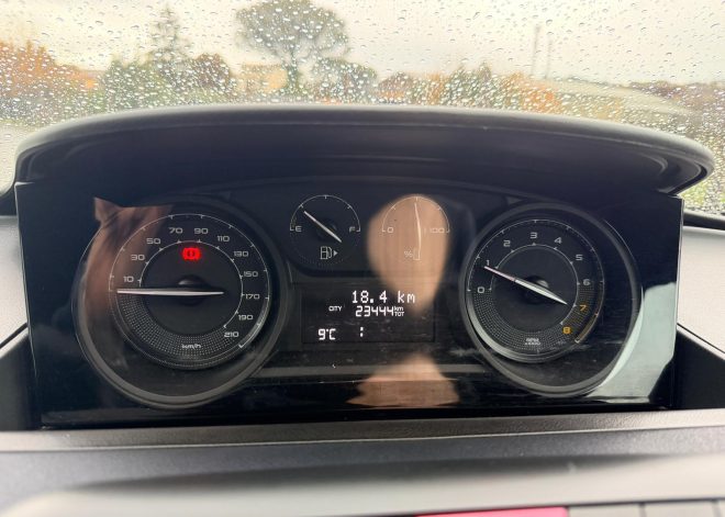 Lancia Ypsilon Gold Hybrid 2023