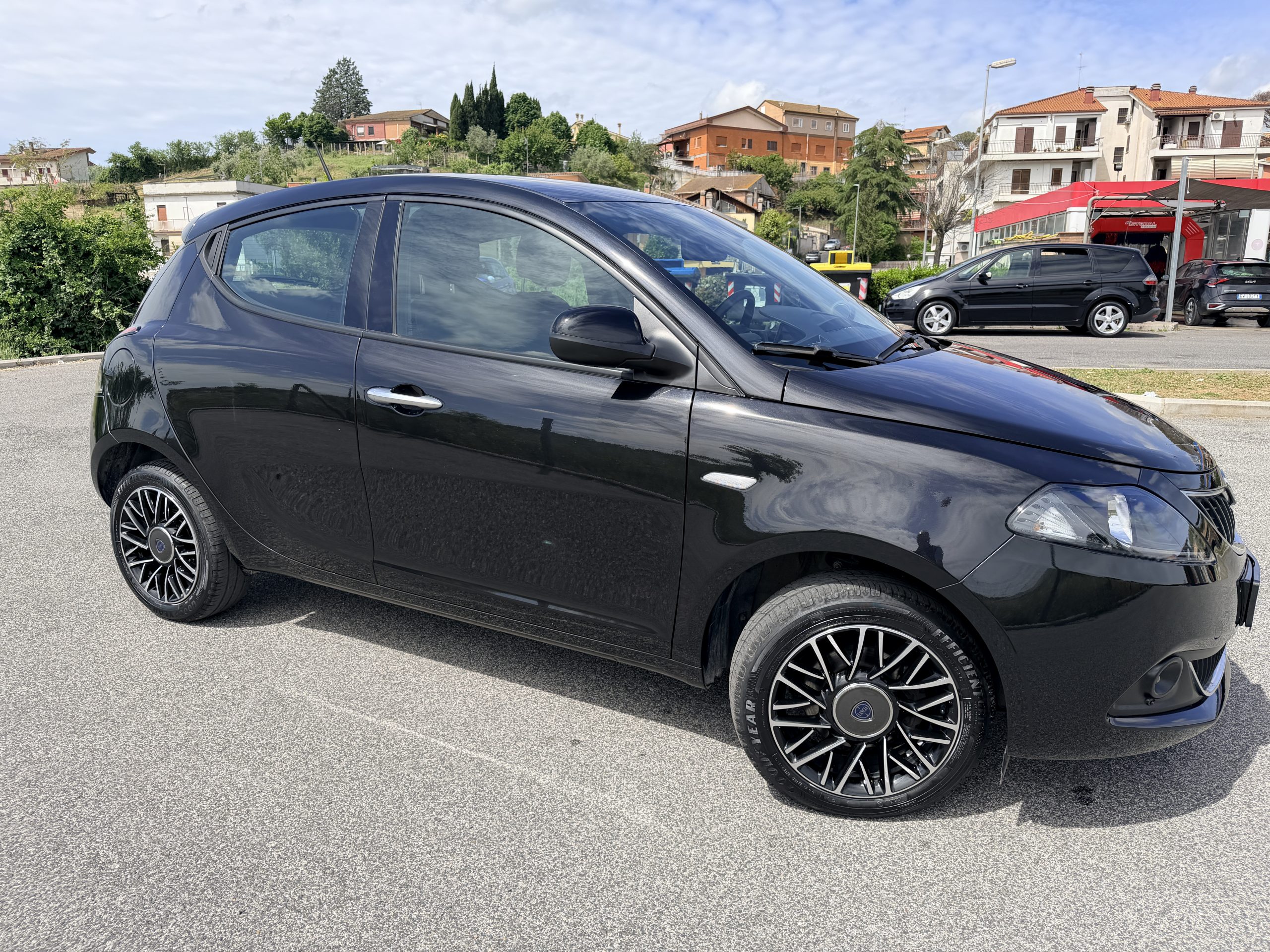 2023 Lancia Ypsilon Ibrida