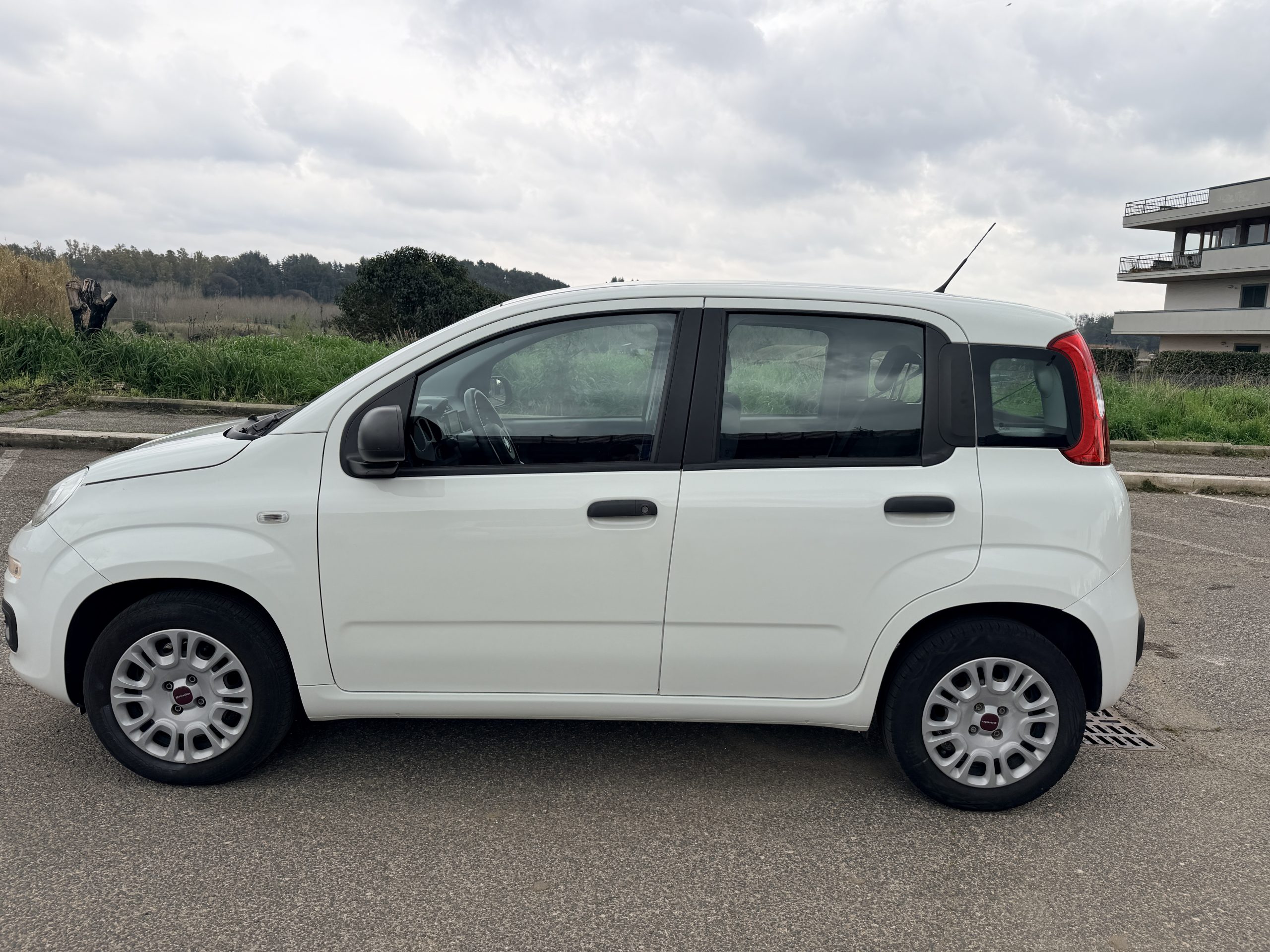 12/2019 Fiat Panda 1.2 Fire con Carplay
