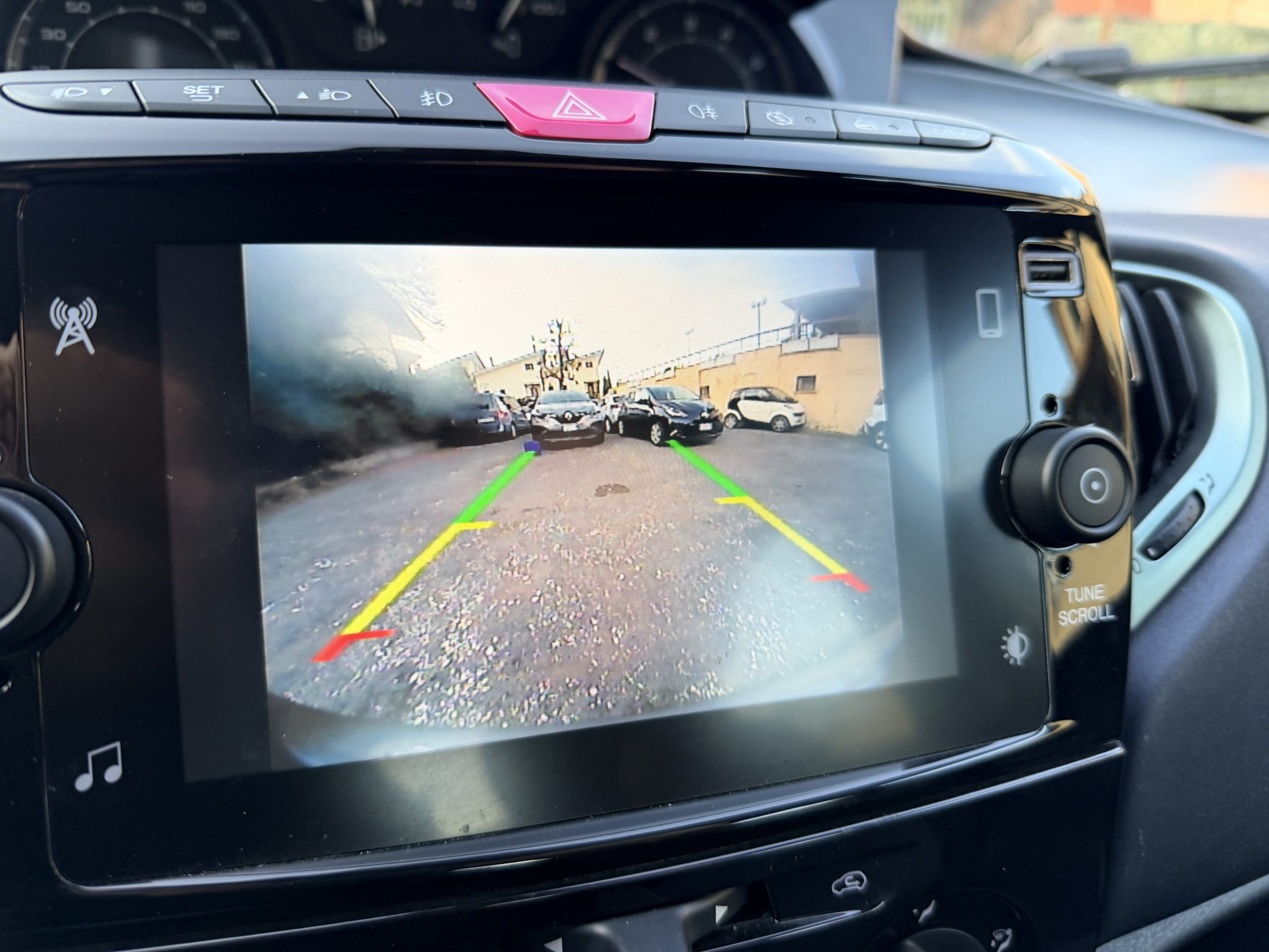 2023 Lancia Ypsilon Ibrida