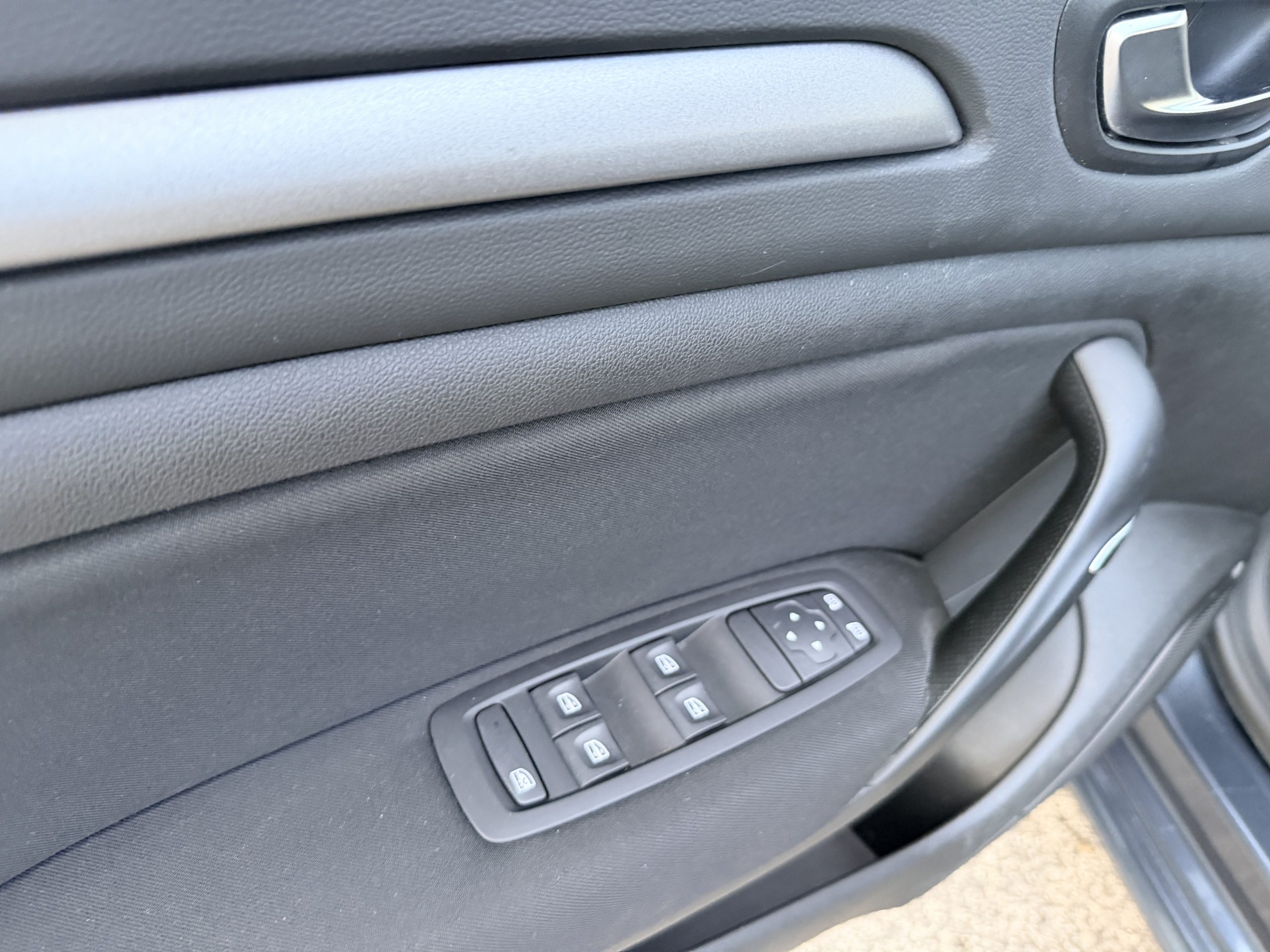 2023 Renault Megane Station Automatica 1.5 DCI Blue Equilibre