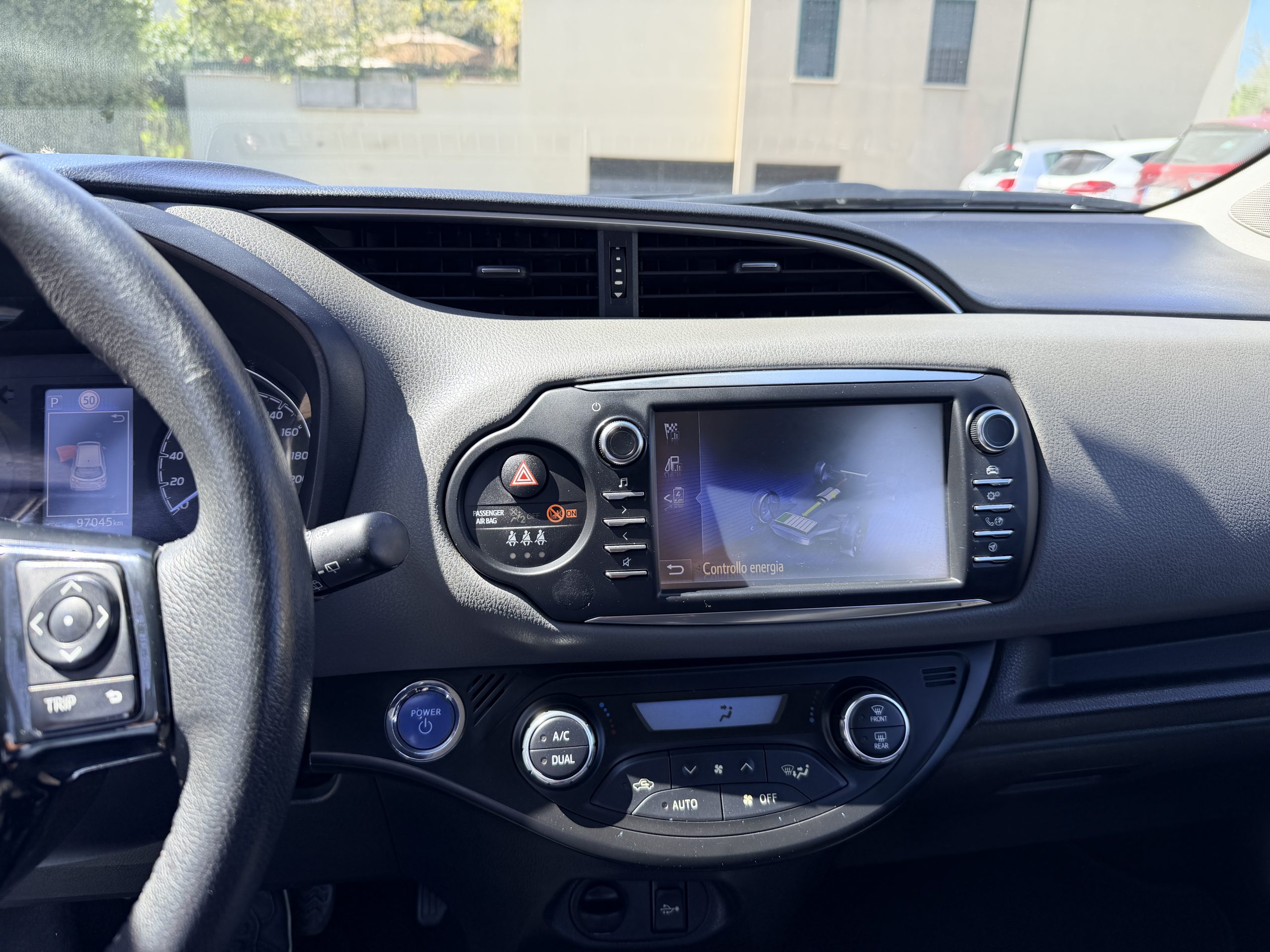 2018 Toyota Yaris Ibrida Trend