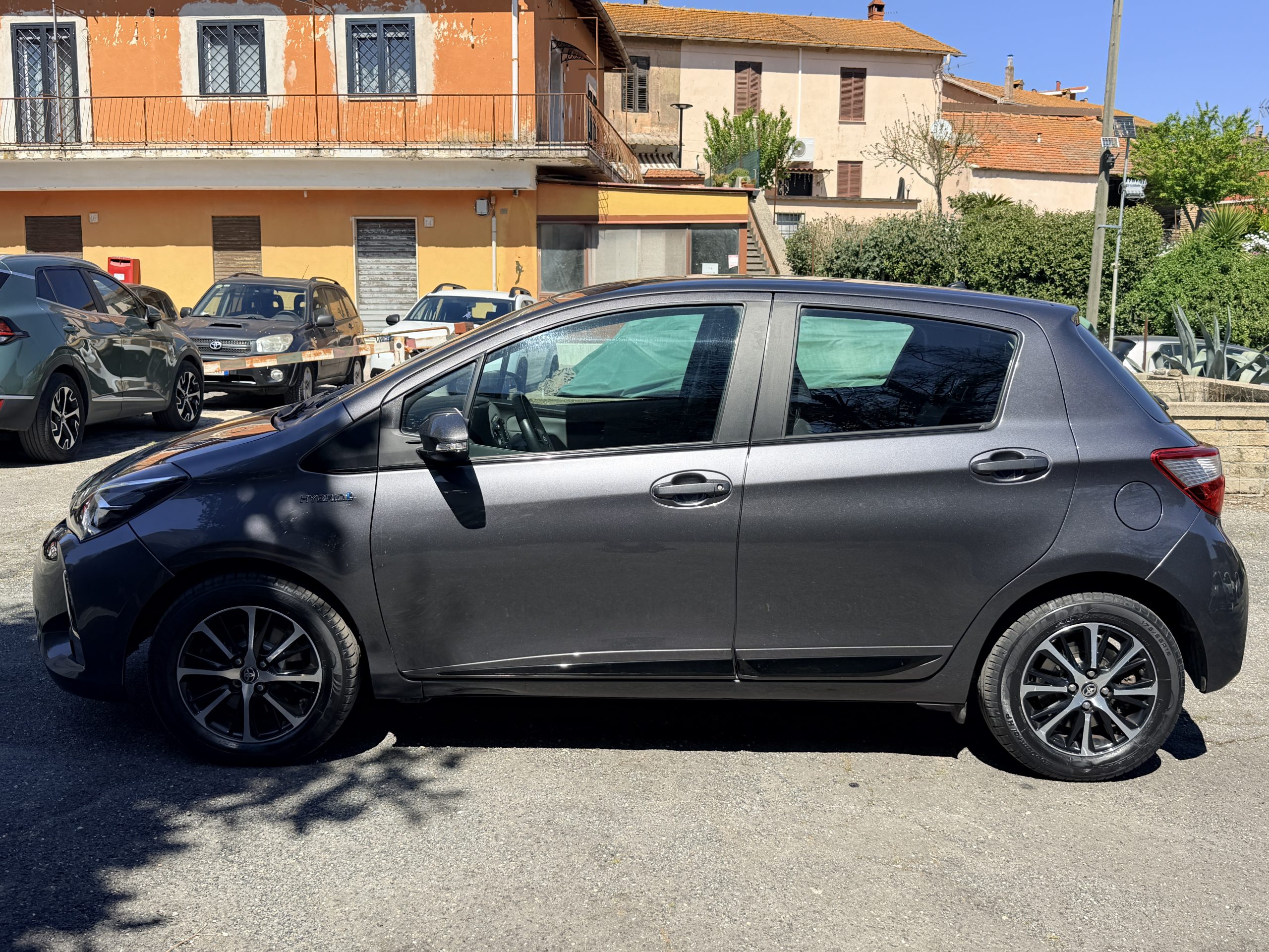 2018 Toyota Yaris Ibrida Trend