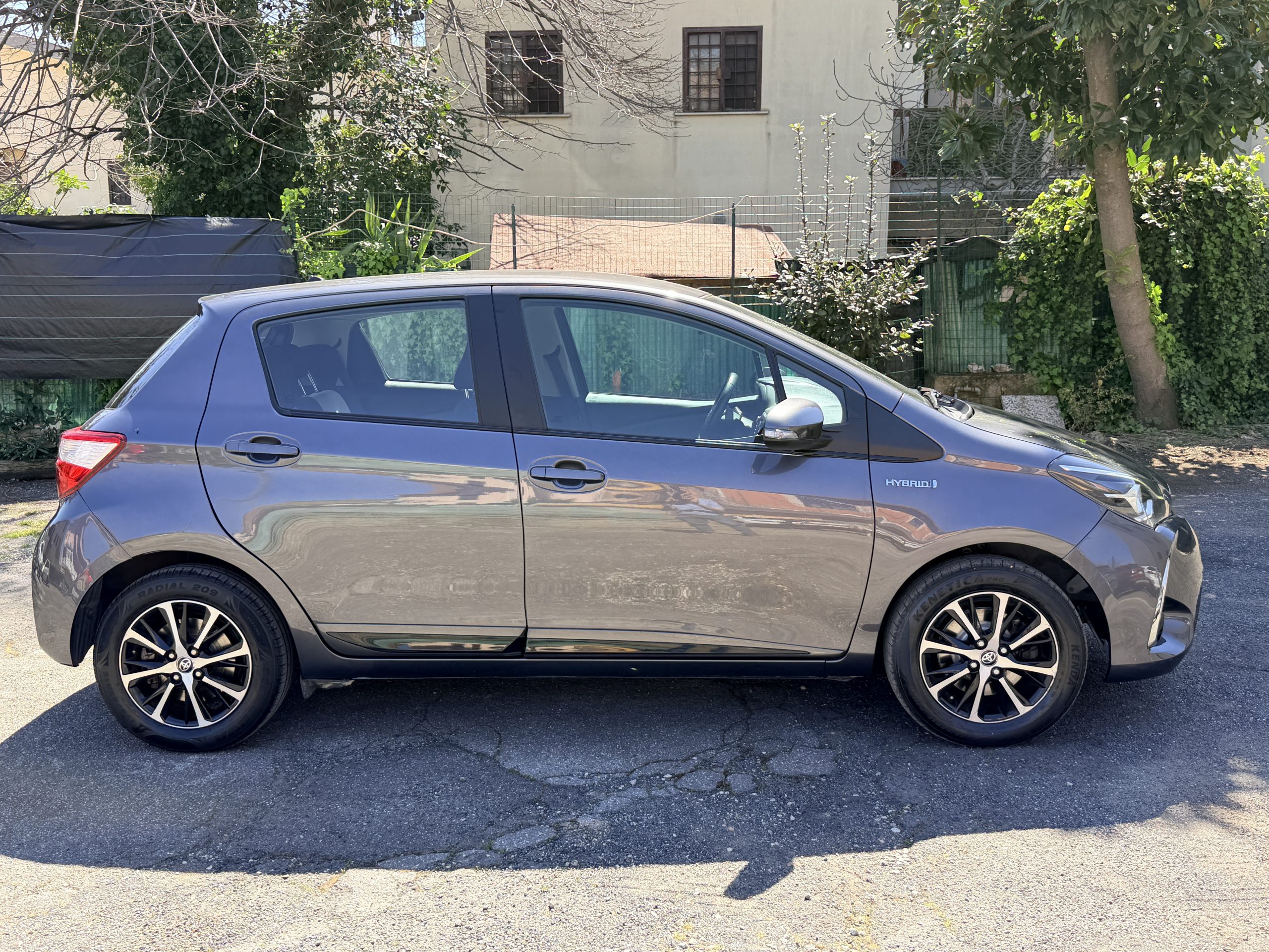 2018 Toyota Yaris Ibrida Trend