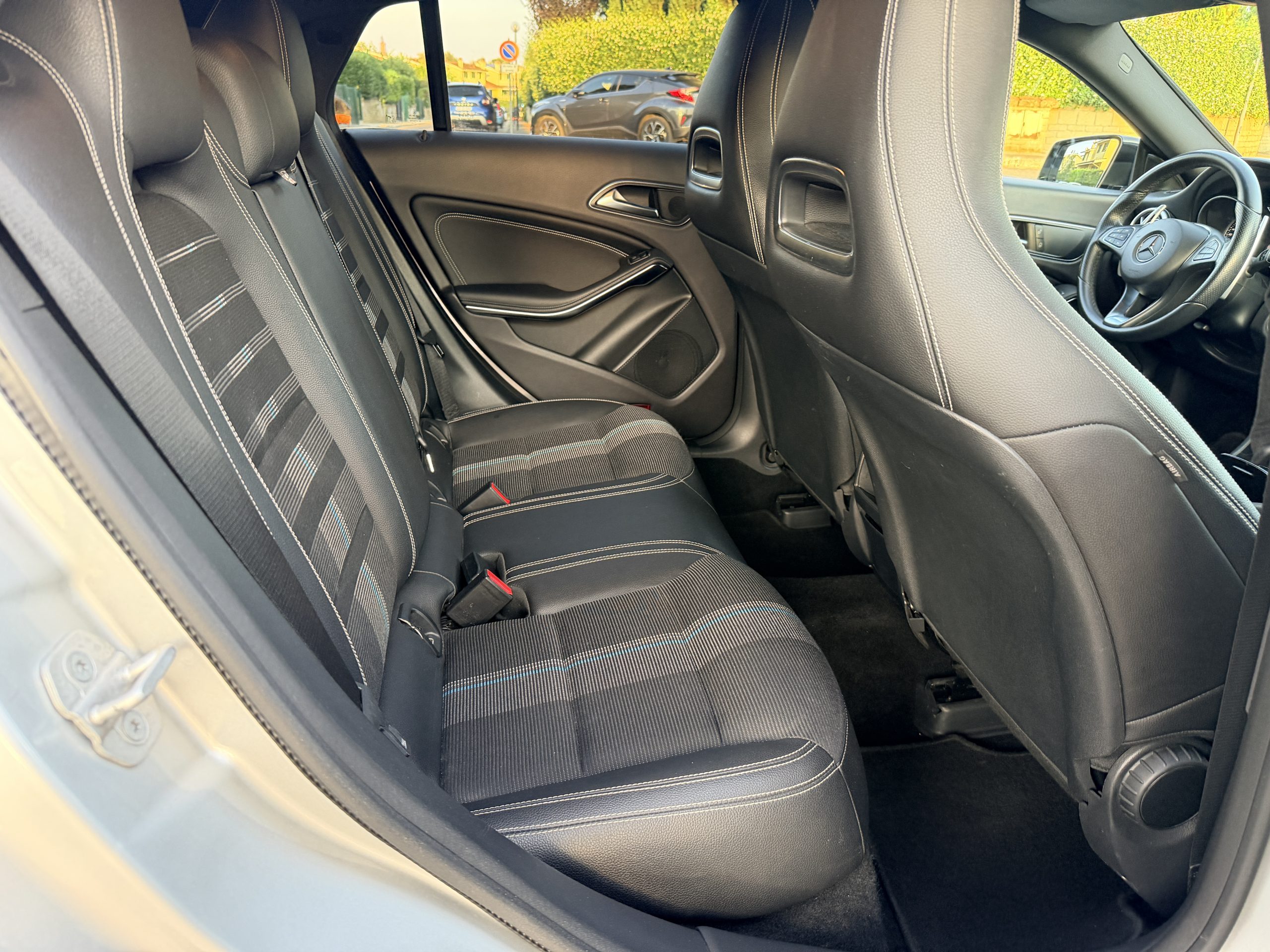 Mercedes CLA 200d Premium automatica
