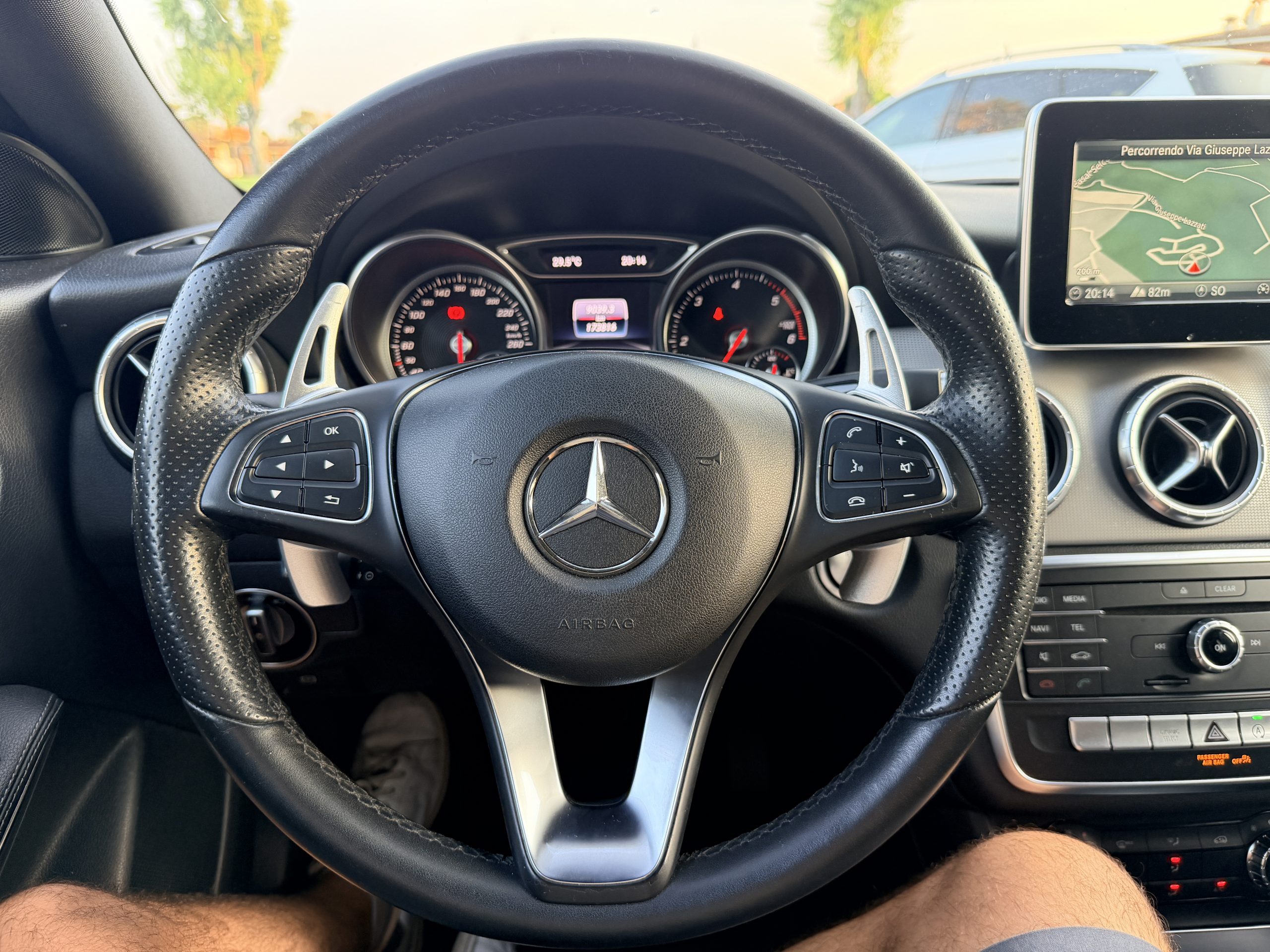 Mercedes CLA 200d Premium automatica