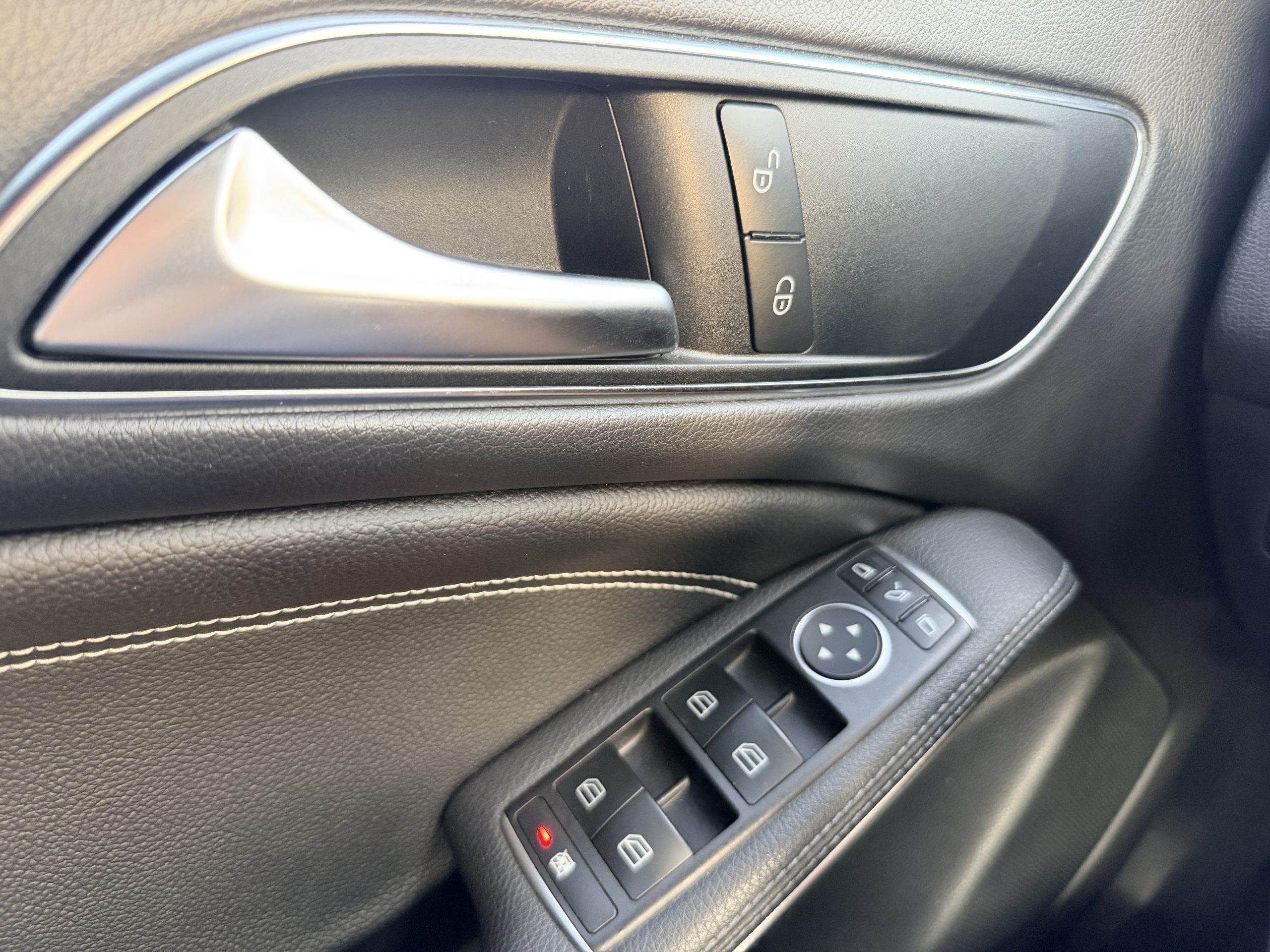 Mercedes CLA 200d Premium automatica