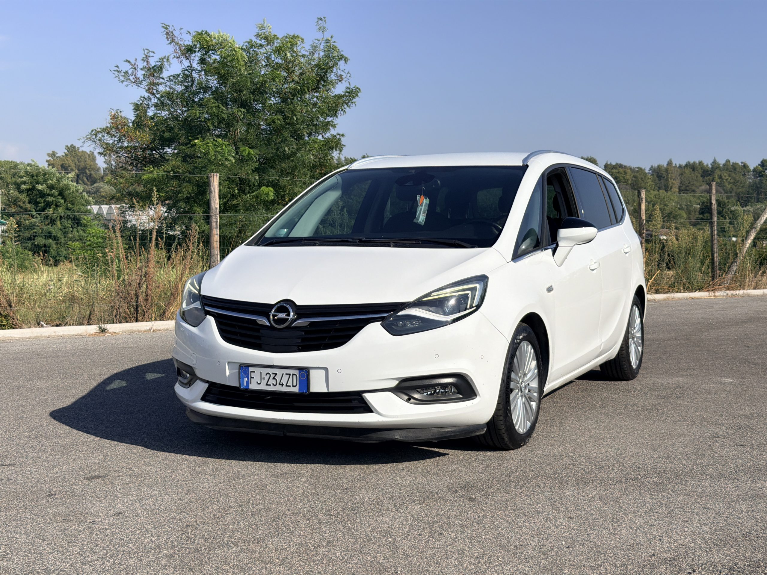 2017 Opel Meriva 7 posti Automatica