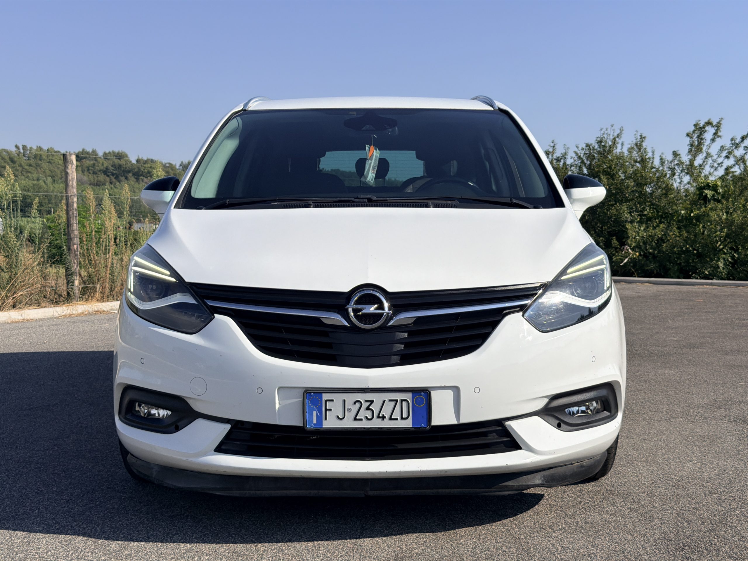 2017 Opel Meriva 7 posti Automatica