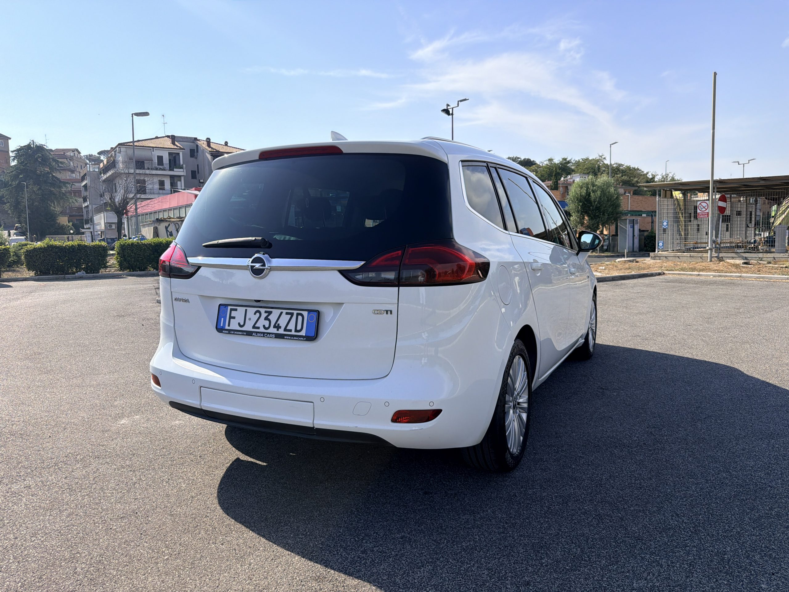 2017 Opel Meriva 7 posti Automatica