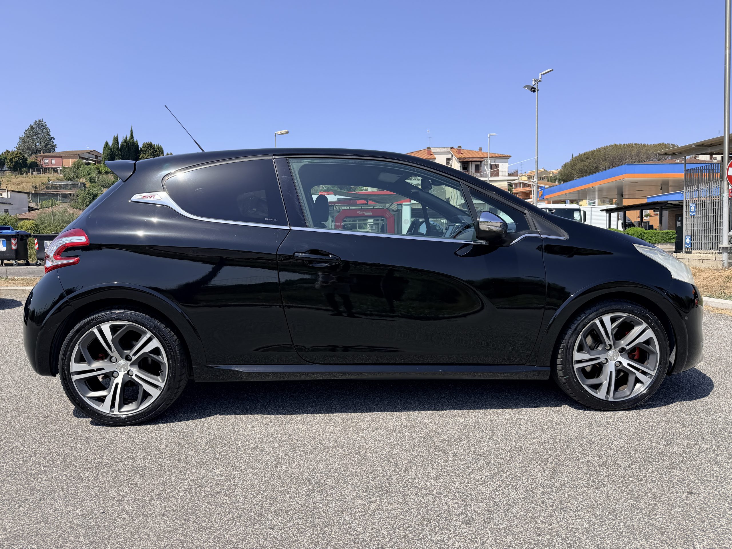 2015 PEUGEOT 208 GTI 200 CAVALLI