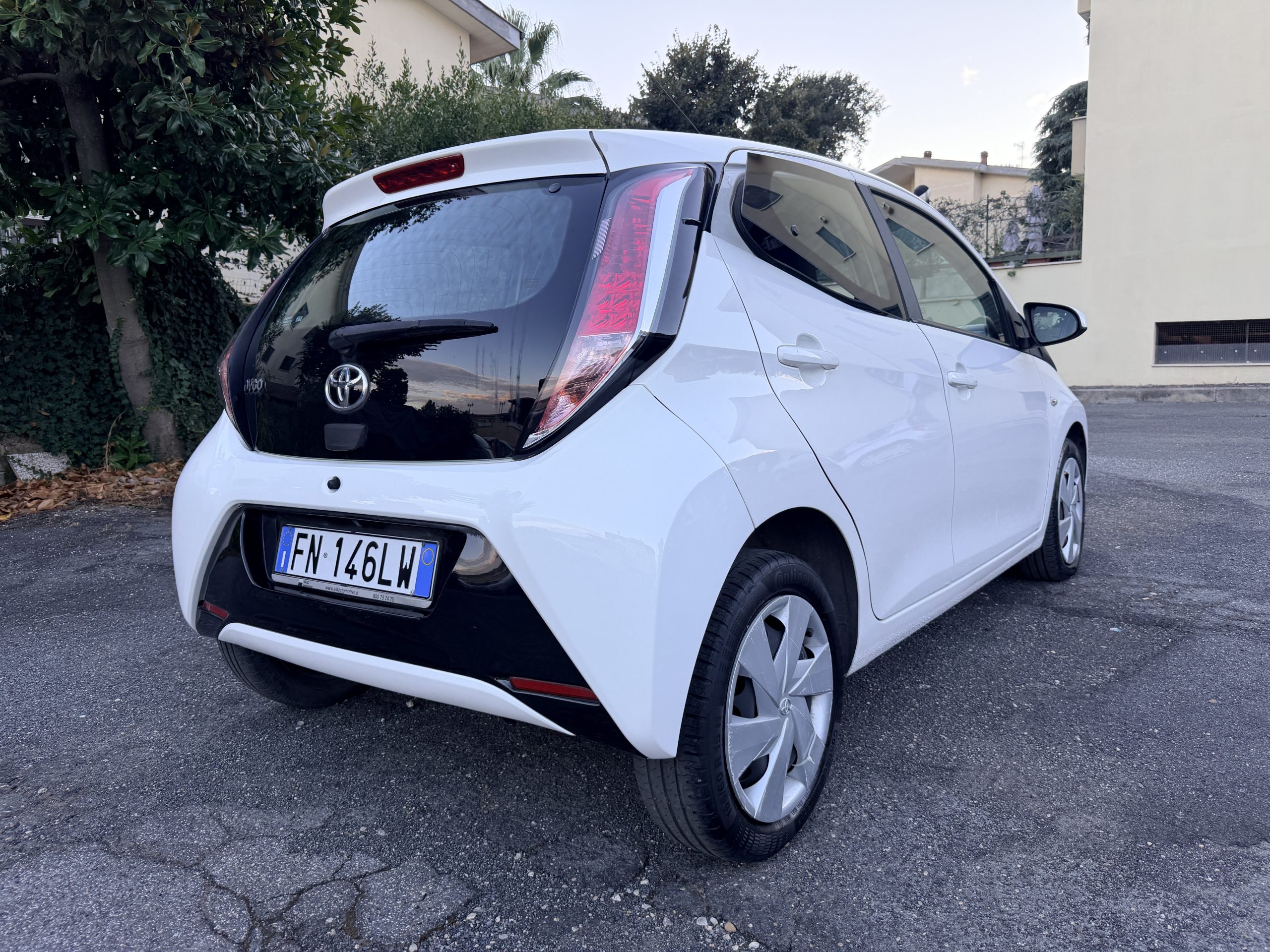 Toyota Aygo Automatica 1.2 Benzina Neopatentati