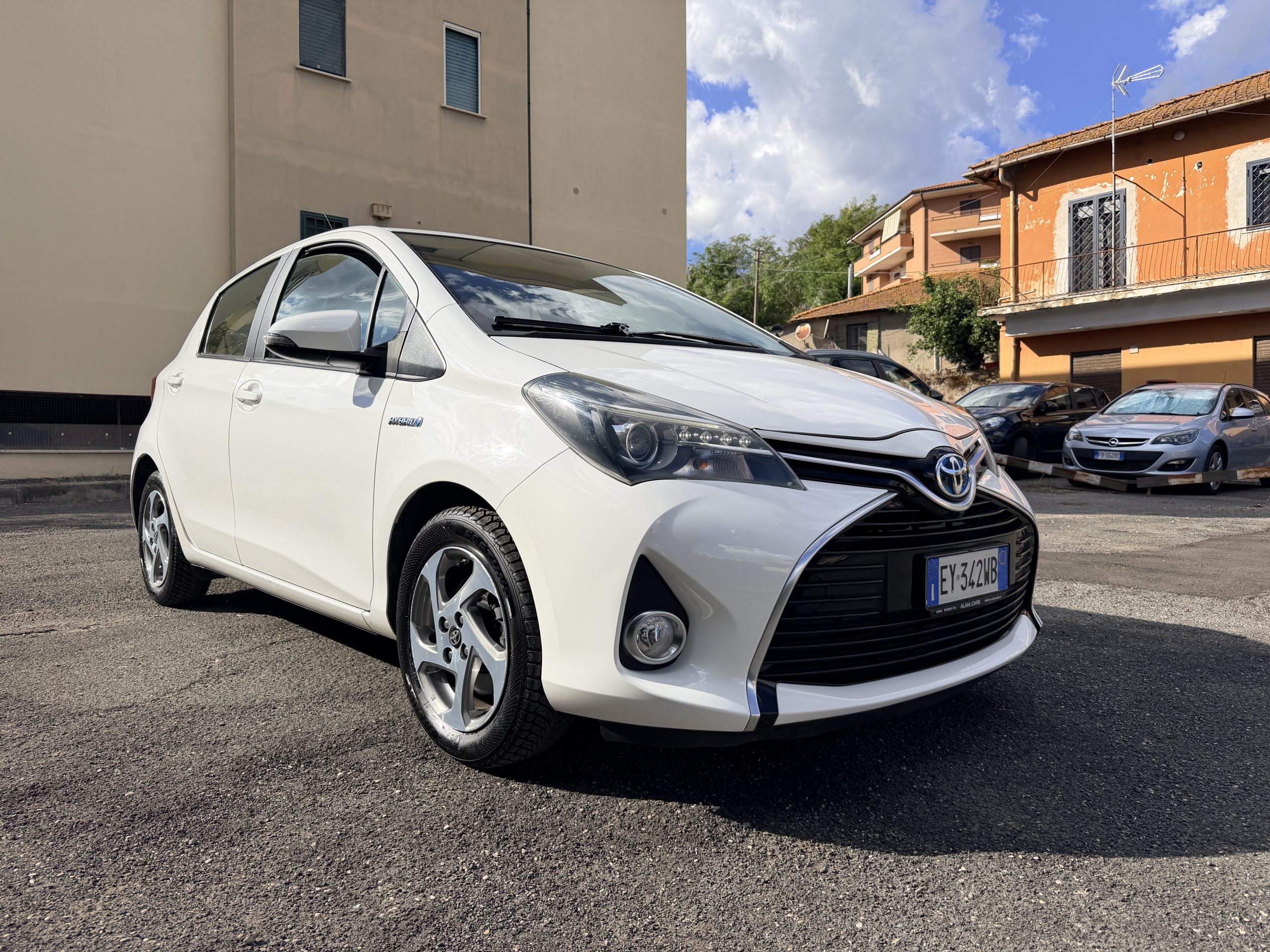 2015 Toyota Yaris Ibrida Automatica BATTERIA NUOVA
