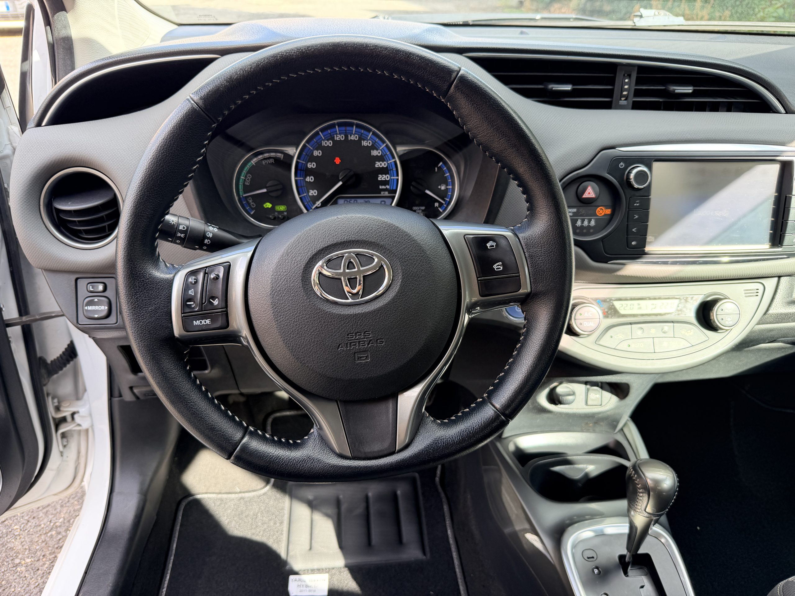 2015 Toyota Yaris Ibrida Automatica BATTERIA NUOVA